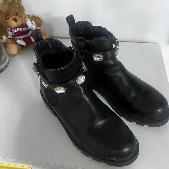 Almost new/ size 4 - Picture 4 of 4